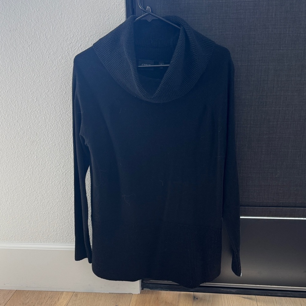 Cyrus Elegant Black Turtleneck Sweater Size Large